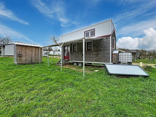 À Vendre : Terrain de loisir avec Tiny House ? Chambellay