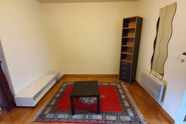 Studio de 34 m² Le Plessis Robinson 210 000 € **  - Référence  478