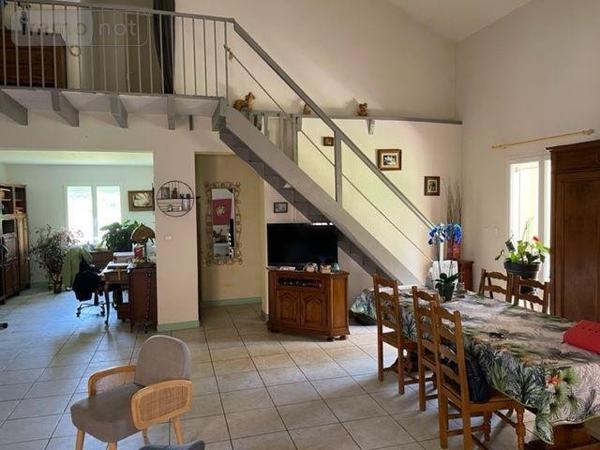 Maison à vendre à Veyrac en Haute-Vienne (87520), ref : 14757/181