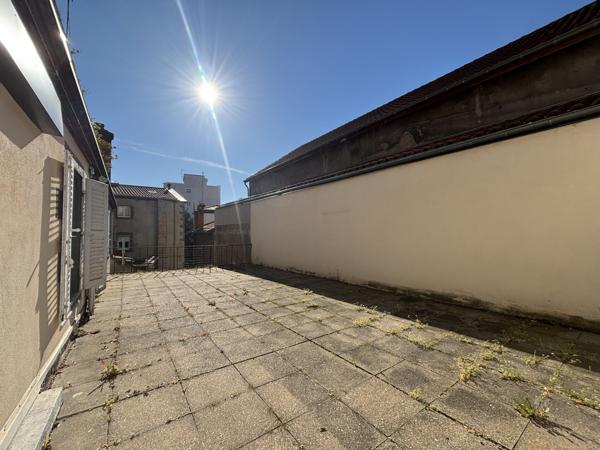 T5 - Terrasse & Garage