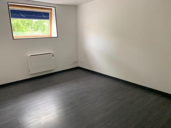 Appartement à louer à Hazebrouck dans le Nord (59190), ref : FLOCHAZ633