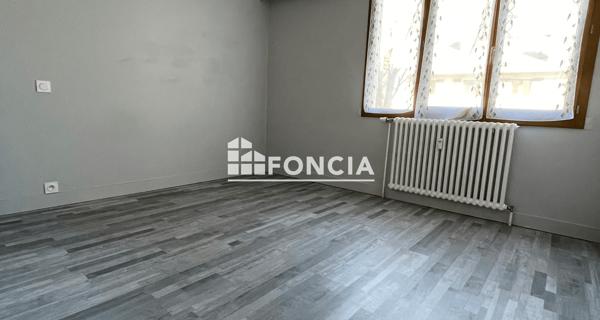 Location Appartement 3 pièces 67.22 m² - Saint-jean-de-maurienne 73300