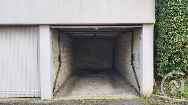 Parking à vendre  13,50 m2 DEVILLE LES ROUEN - 76