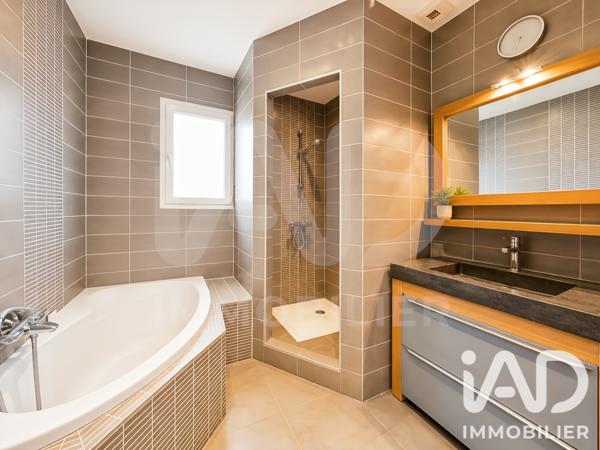 Maison à vendre 5 pièces 177,28 m² Bouillargues
