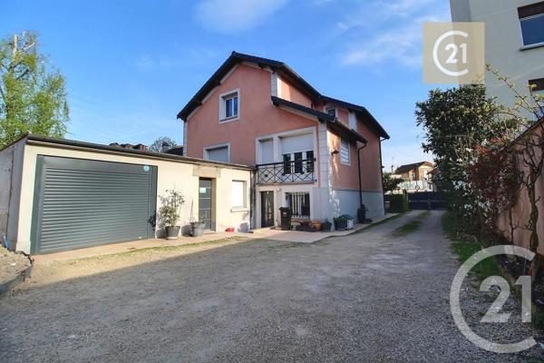 Maison à vendre  11 pièces - 416,96 m2 LES PAVILLONS SOUS BOIS - 93