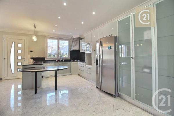 Maison à vendre  11 pièces - 416,96 m2 LES PAVILLONS SOUS BOIS - 93