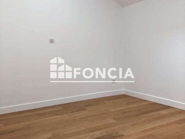 Location Appartement 3 pièces 47.82 m² - 42 RUE C PELLETAN Houilles 78800