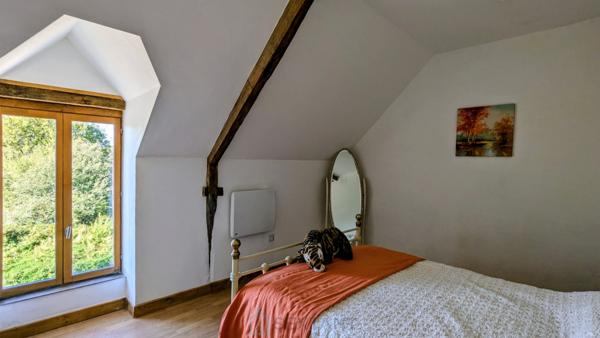 Longère avec 5 chambres près de Quistinic
