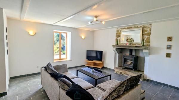 Longère avec 5 chambres près de Quistinic