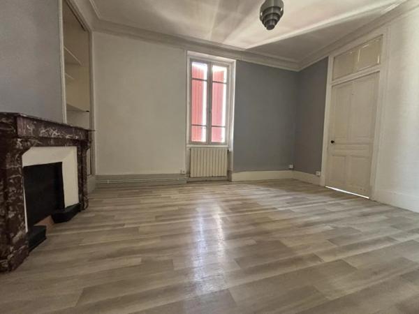 Immeuble à vendre à Romans-sur-Isère (26100)