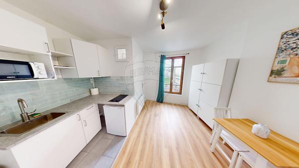 Appartement à louer - Paris 19ème, Paris - 75