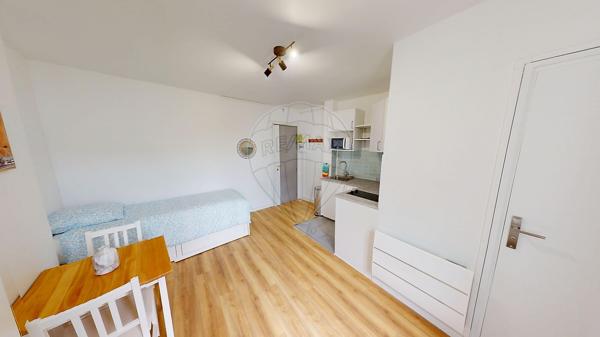 Appartement à louer - Paris 19ème, Paris - 75
