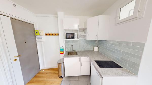 Appartement à louer - Paris 19ème, Paris - 75