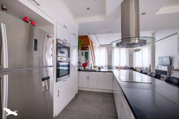 Appartement à vendre |  Villeurbanne |  4 pièces | 110,7 m²