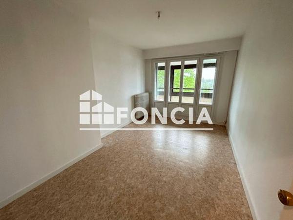 Location Appartement 4 pièces 91.69 m² - 66 RUE RABELAIS Angers 49000