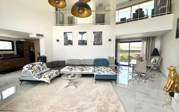 Maison à vendre    6 pièces •  Clarensac