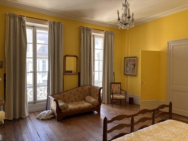 Hôtel particulier du XIXe siècle - Centre historique de La Rochelle