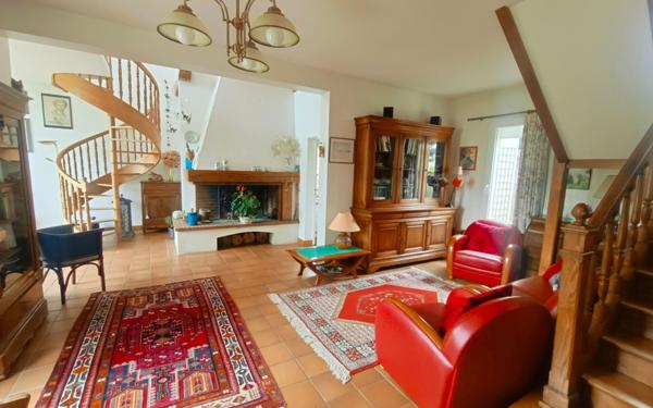 Maison à vendre    7 pièces • 124 m2 Créteil