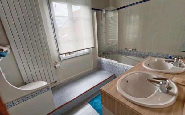 Maison à vendre    7 pièces • 124 m2 Créteil