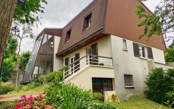 Maison à vendre    7 pièces • 124 m2 Créteil