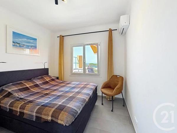 Appartement à vendre  2 pièces - 39,96 m 2   CAVALAIRE SUR MER  - 83