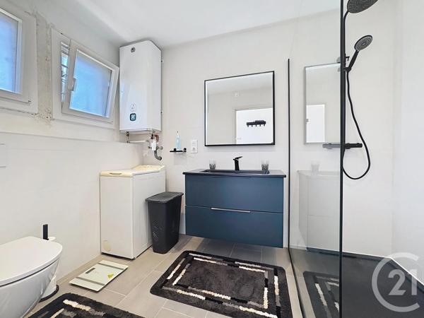 Appartement à vendre  2 pièces - 39,96 m 2   CAVALAIRE SUR MER  - 83