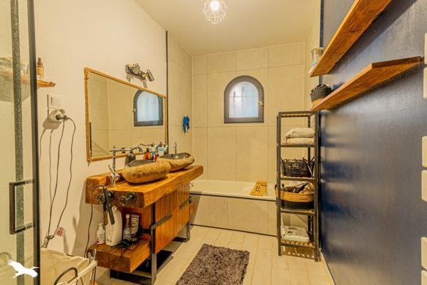 Maison à vendre |  Carbon-Blanc |  4 pièces | 100 m²