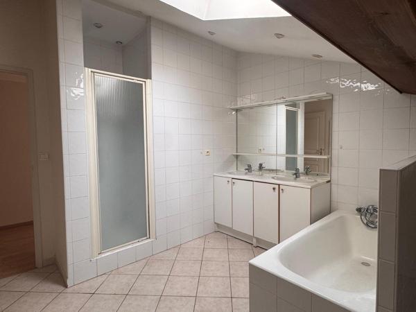 Appartement 4 pièces de 83 m² à Lyon
