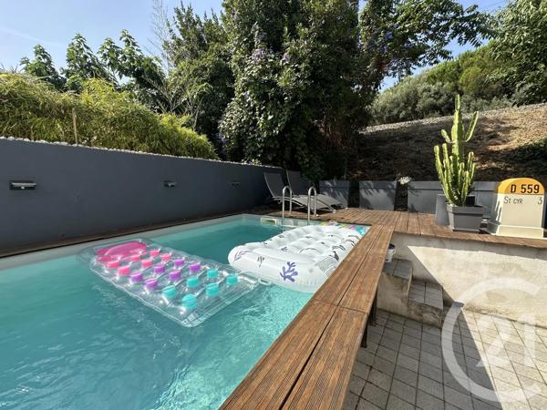 Maison à vendre  4 pièces - 98 m 2   ST CYR SUR MER  - 83