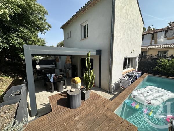 Maison à vendre  4 pièces - 98 m 2   ST CYR SUR MER  - 83