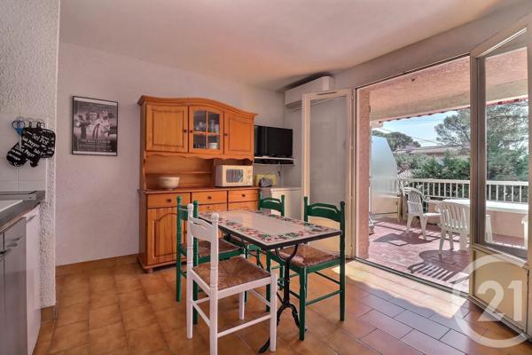 Appartement F1 Bis à vendre  2 pièces - 31,14 m 2   FREJUS  - 83