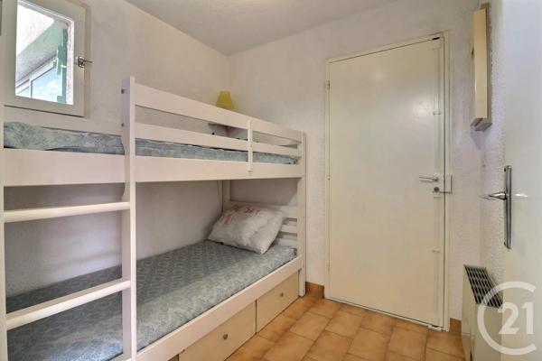 Appartement F1 Bis à vendre  2 pièces - 31,14 m 2   FREJUS  - 83