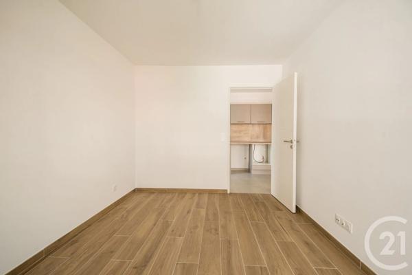 Appartement F2 à vendre  2 pièces - 47,50 m 2   NICE  - 06
