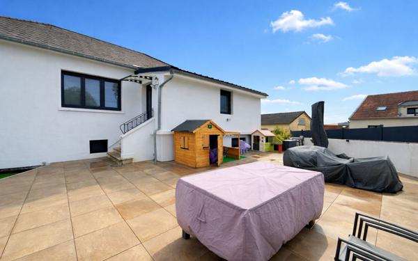 Maison à vendre    5 pièces •  Fameck