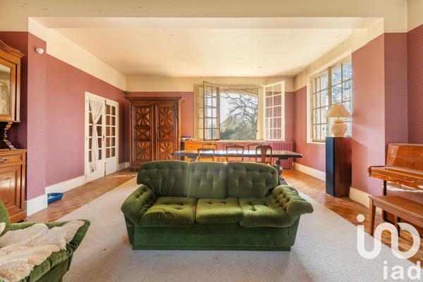 Maison à vendre 10 pièces 220 m² Coucy-le-Château-Auffrique