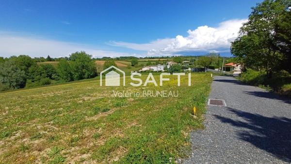 TERRAIN A BATIR 1300 M2 / VIABILISE / CALME