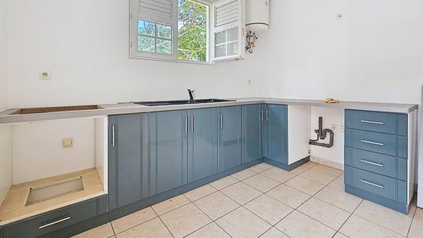 Appartement T3 avec véranda situé 2 min de la Galléria