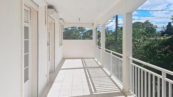 Appartement T3 avec véranda situé 2 min de la Galléria