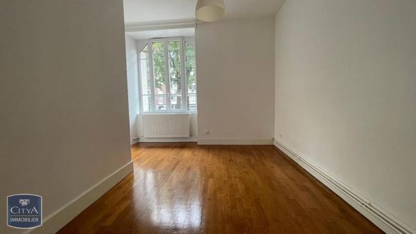 Appartement à louer 3 pièces 68.26m² Dijon (21000)