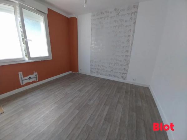 Maison 6 pièce(s)