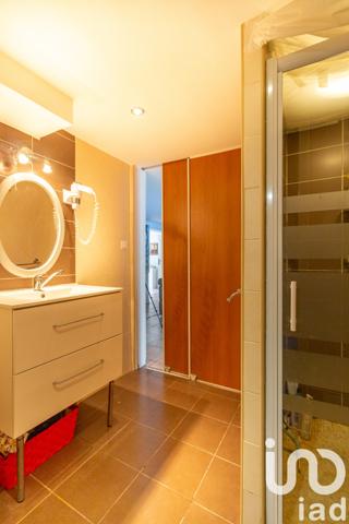 Maison à vendre 6 pièces 220 m² Saint-Étienne-de-Tulmont