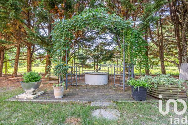 Maison à vendre 6 pièces 220 m² Saint-Étienne-de-Tulmont