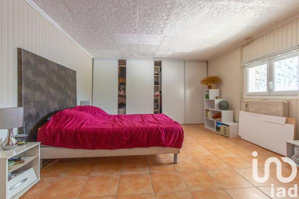 Maison à vendre 6 pièces 220 m² Saint-Étienne-de-Tulmont