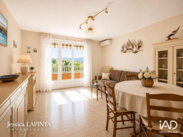 Appartement à vendre 3 pièces 62 m² Sanary-sur-Mer