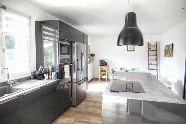 A 5 minutes de la gare.