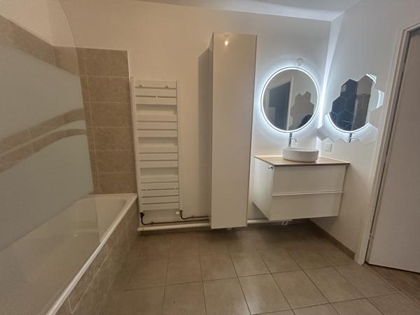 Appartement 3 pièces - Corbeil-Essonnes Secteur Bord de Seine