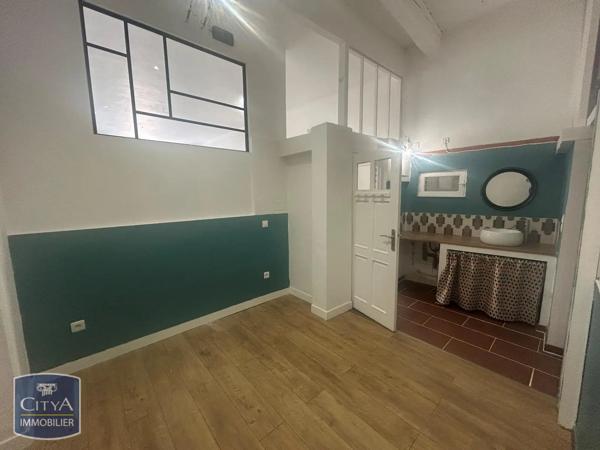 Appartement à louer 2 pièces 48.03m² Fréjus (83600)