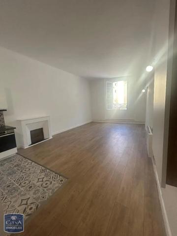 Appartement à louer 2 pièces 48.03m² Fréjus (83600)