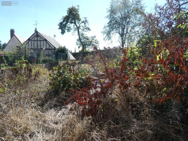 Terrain à Batir à vendre à Beaumont-les-Autels dans l'Eure-et-Loir (28480), ref : 34 TABL   
BOURG