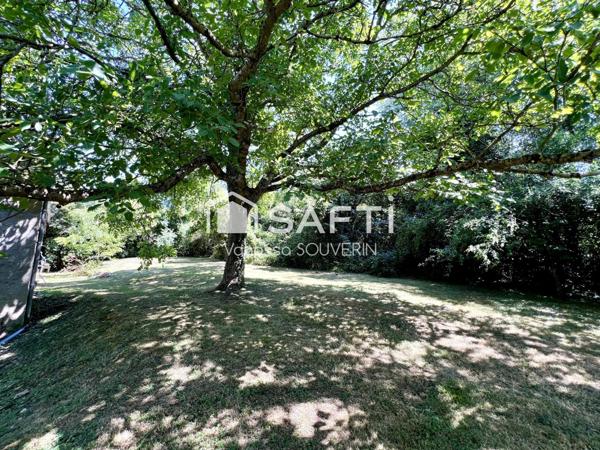 Deux maisons avec grange sur 1780 m2 de terrain